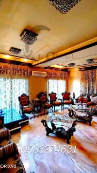 لبيع بيت 4 غرف معيشة و 3 غرف نوم - مطبخ مع ركن طعام